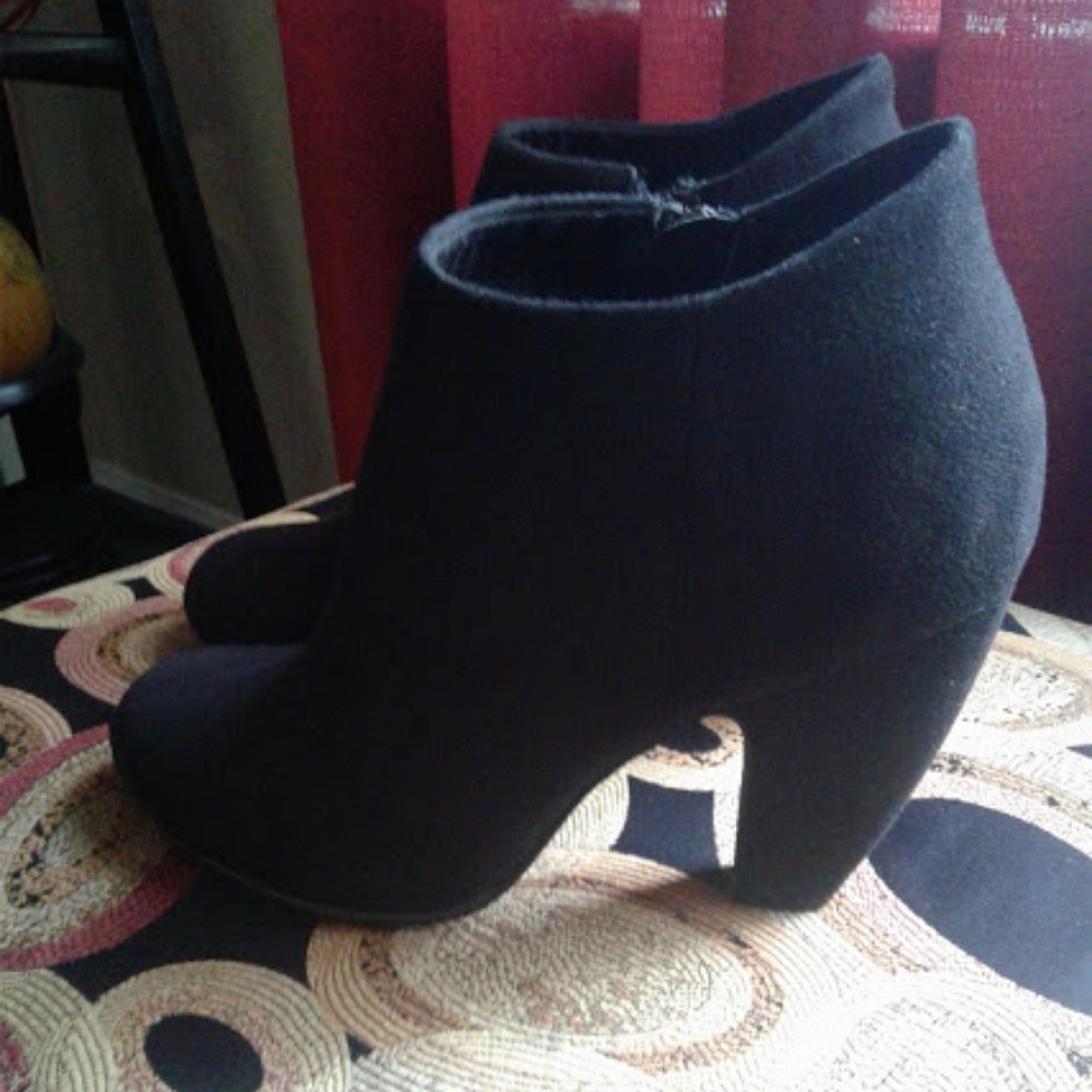 Olsenboye Black Suede Booties